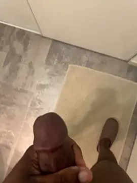 Snapshot of baiseurmeuf_parfait chatting on March 25, 6:41 am baiseurmeuf parfait online show from March 25, 6:41 am