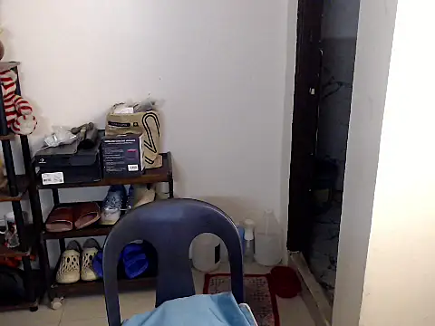 Snapshot of sweetasian_zoe chatting on March 8, 8:56 pm sweetasian zoe online show from March 8, 8:56 pm