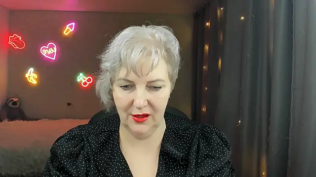 Snapshot of Mary-Leee chatting on March 22, 4:27 am Mary-Leee online show from March 22, 4:27 am