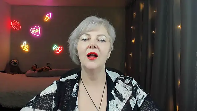 Snapshot of Mary-Leee chatting on March 28, 2:49 pm Mary-Leee online show from March 28, 2:49 pm