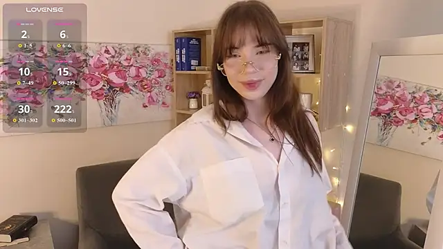 Jennin Hearl online show from March 19, 10:19 am