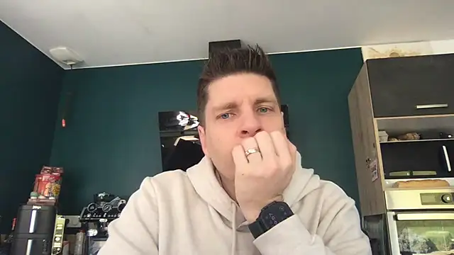 Minmoi1984 online show from February 25, 8:57 am