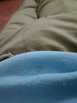 luxxoos online show from March 31, 4:51 pm