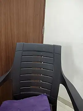 Cutie bae011 online show from April 6, 4:52 pm