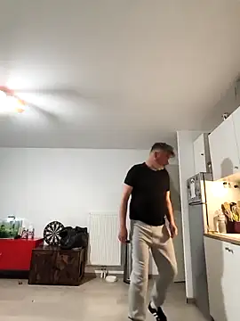 eruzam59000 online show from April 6, 7:20 am