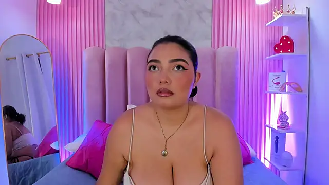 ArianaRougee online show from June 23, 3:04 am