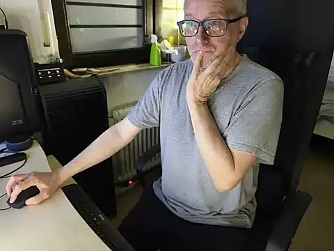 Snapshot of loenne1 chatting on February 21, 10:00 pm loenne1 online show from February 21, 10:00 pm