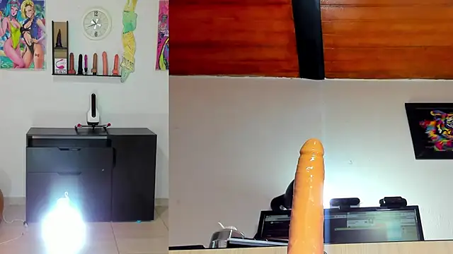 Snapshot of bella__funny chatting on March 19, 6:01 pm bella funny online show from March 19, 6:01 pm