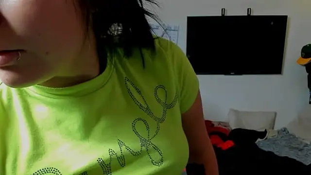 angelique dubois online show from February 23, 3:37 am