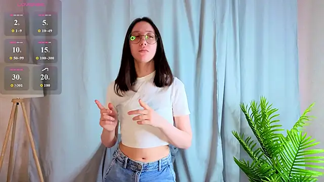 DoraWhitrock online show from April 7, 7:42 am