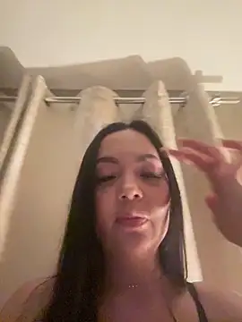 Snapshot of HiddenHalo1 chatting on March 8, 2:04 am HiddenHalo1 online show from March 8, 2:04 am