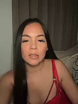 Snapshot of HiddenHalo1 chatting on March 15, 11:11 pm HiddenHalo1 online show from March 15, 11:11 pm