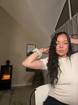 Snapshot of HiddenHalo1 chatting on March 28, 9:25 pm HiddenHalo1 online show from March 28, 9:25 pm