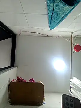 Snapshot of Little_Sweett chatting on March 10, 2:00 pm Little Sweett online show from March 10, 2:00 pm