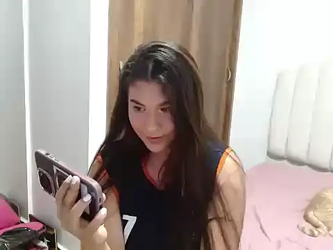 Snapshot of LaiaGomez chatting on June 30, 9:38 pm LaiaGomez online show from June 30, 9:38 pm