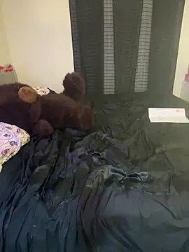 Snapshot of wavywavy12 chatting on March 22, 2:59 am wavywavy12 online show from March 22, 2:59 am