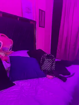 Elaaa pink21 online show from March 28, 2:44 am