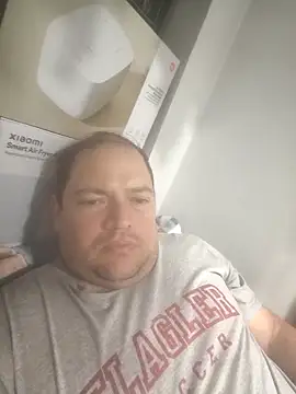 elcaste69 online show from April 26, 10:51 pm