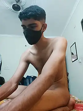 NikhilN247913 online show from April 25, 4:59 am