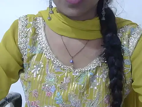 cute momo love online show from May 28, 5:16 am