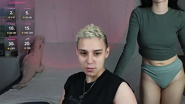 LuxuryLoverss online show from June 7, 3:05 pm