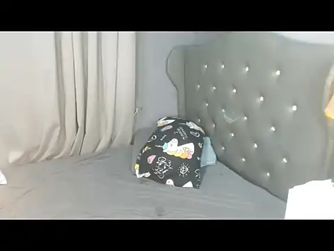 Ela Rossie online show from April 5, 2:03 pm