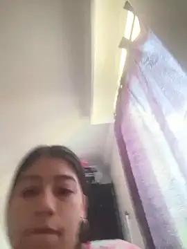 Snapshot of Sexy_mia_outdoors chatting on March 15, 8:04 pm Sexy mia outdoors online show from March 15, 8:04 pm