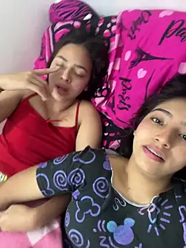 Snapshot of Sexy_mia_outdoors chatting on March 21, 4:39 am Sexy mia outdoors online show from March 21, 4:39 am