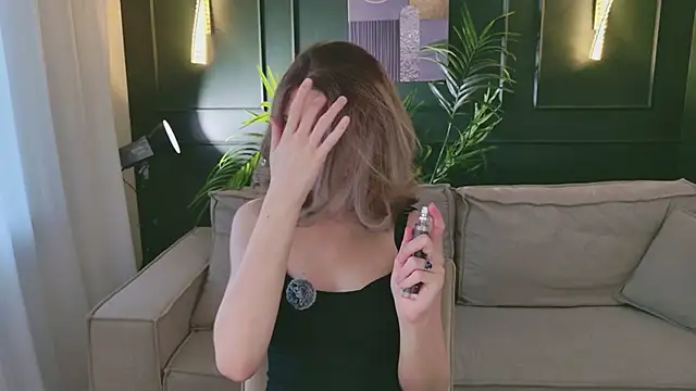lychee chan online show from July 1, 1:13 pm
