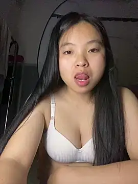 Olive-su online show from March 12, 2:45 pm