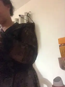 Snapshot of mayawesttt chatting on March 18, 12:36 am mayawesttt online show from March 18, 12:36 am