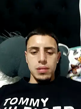 Snapshot of Cristianramos199 chatting on March 12, 3:12 am Cristianramos199 online show from March 12, 3:12 am