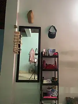 Snapshot of AnelimDagota_ chatting on March 14, 11:48 am AnelimDagota online show from March 14, 11:48 am