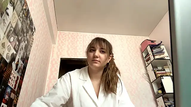 Snapshot of JanineThielman chatting on June 23, 10:02 am JanineThielman online show from June 23, 10:02 am