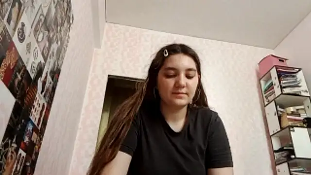 Snapshot of JanineThielman chatting on July 2, 8:20 am JanineThielman online show from July 2, 8:20 am