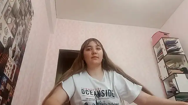 Snapshot of JanineThielman chatting on July 9, 5:22 am JanineThielman online show from July 9, 5:22 am