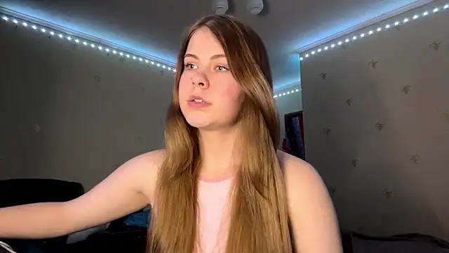 Snapshot of Amy_Maev chatting on March 26, 2:44 pm Amy Maev online show from March 26, 2:44 pm