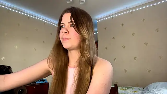 Snapshot of Amy_Maev chatting on April 1, 1:41 pm Amy Maev online show from April 1, 1:41 pm