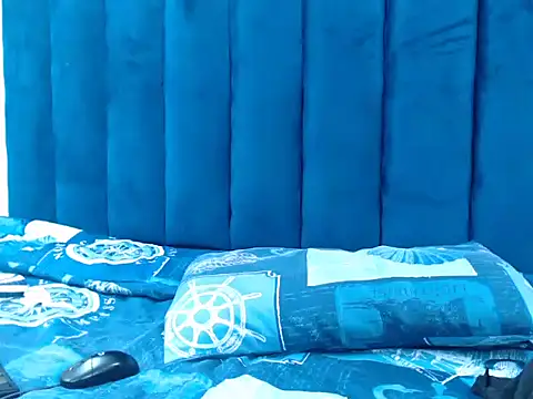 Snapshot of CreamyTea chatting on March 4, 6:41 am CreamyTea online show from March 4, 6:41 am