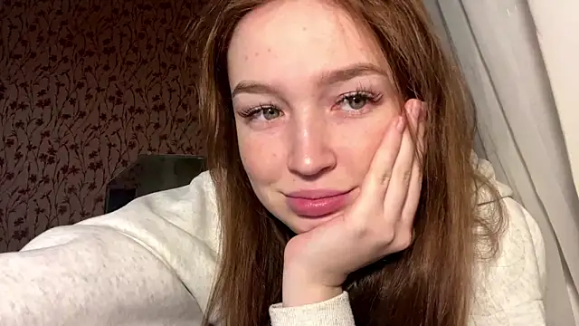 Snapshot of Hanna__Montanna chatting on March 5, 3:41 pm Hanna Montanna online show from March 5, 3:41 pm