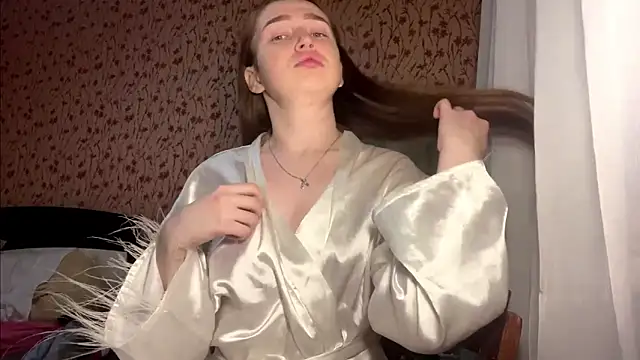 Snapshot of Hanna__Montanna chatting on March 31, 3:45 pm Hanna Montanna online show from March 31, 3:45 pm