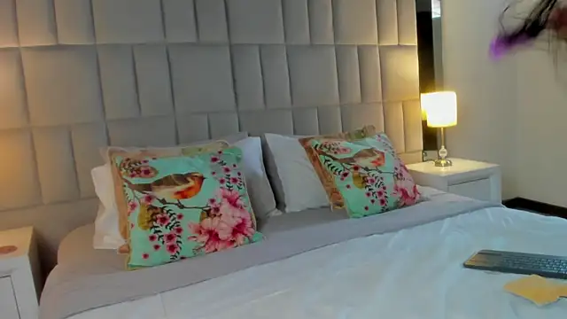 Snapshot of Tiffanyy_Lam chatting on March 16, 10:14 pm Tiffanyy Lam online show from March 16, 10:14 pm