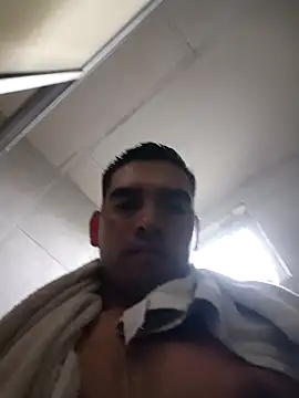 Snapshot of VelascoBr chatting on March 22, 10:24 pm VelascoBr online show from March 22, 10:24 pm