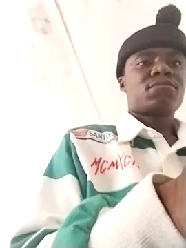 Snapshot of Trendyiv chatting on March 15, 8:53 am Trendyiv online show from March 15, 8:53 am