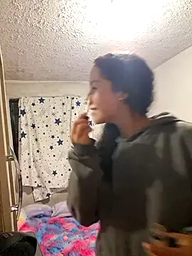 keylatiff online show from March 12, 12:39 am