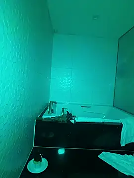 Snapshot of StarletLULU chatting on February 23, 3:26 am StarletLULU online show from February 23, 3:26 am