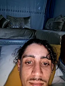 Snapshot of JestingSense chatting on February 27, 10:32 pm JestingSense online show from February 27, 10:32 pm