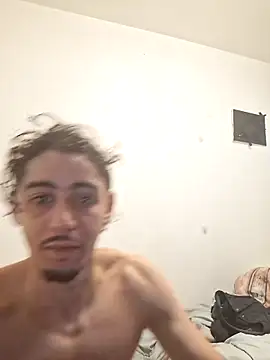 Snapshot of JestingSense chatting on April 4, 2:25 pm JestingSense online show from April 4, 2:25 pm