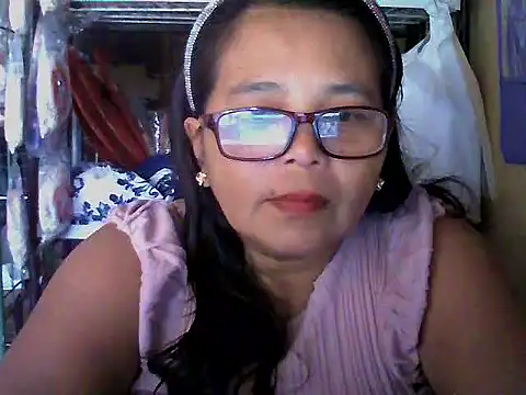 Snapshot of Flowerblossom123 chatting on March 19, 4:49 am Flowerblossom123 online show from March 19, 4:49 am