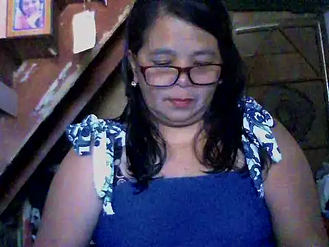 Snapshot of Flowerblossom123 chatting on March 24, 5:01 am Flowerblossom123 online show from March 24, 5:01 am